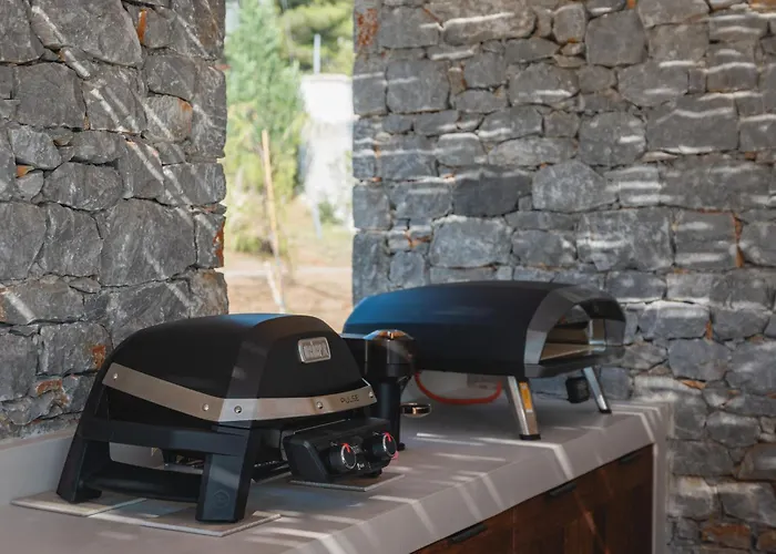 Delta Σκιάθος Πόλη